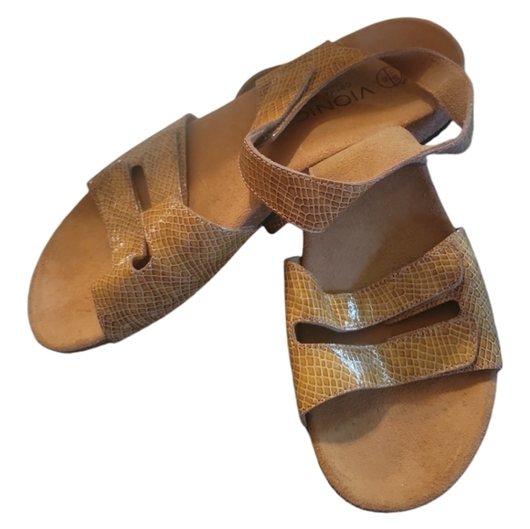 Vionic Valencia Tan Croc Embossed Velcro Closure Sandals  Sz 11 - Picture 7 of 9